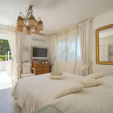 Frgk 'luxury Mevania Heated Pool, & Ultra-fast Wi-fi' Antibes