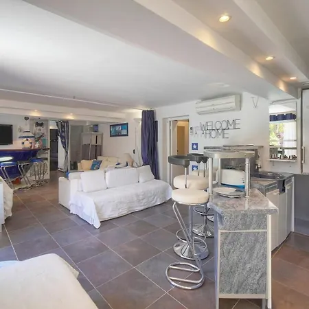 Willa Frgk 'luxury Mevania Heated Pool, & Ultra-fast Wi-fi'