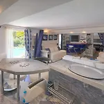 Frgk 'luxury Heated Pool, & Ultra-fast Wi-fi' فيلة *