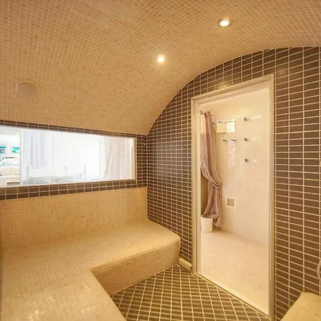 Frgk 'luxury Mevania Heated Pool, & Ultra-fast Wi-fi' *