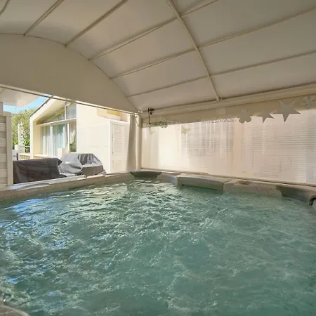 빌라 Frgk 'luxury Mevania Heated Pool, & Ultra-fast Wi-fi' *