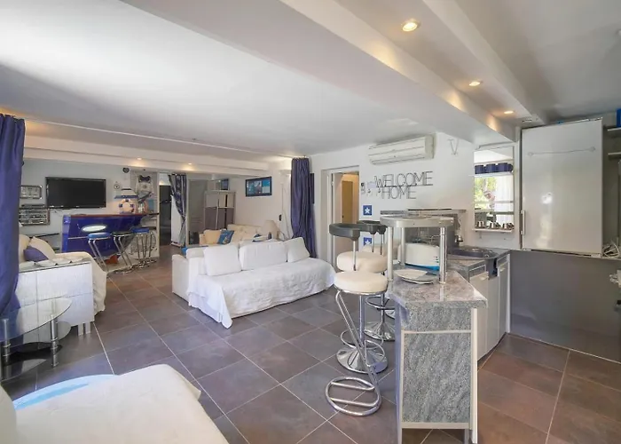 Villa Frgk 'luxury Heated Pool, & Ultra-fast Wi-fi'