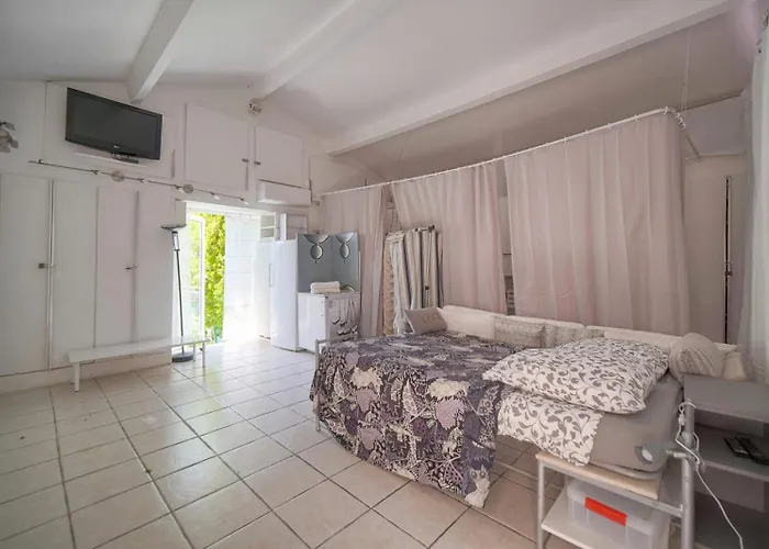 Frgk 'luxury Heated Pool, & Ultra-fast Wi-fi' *